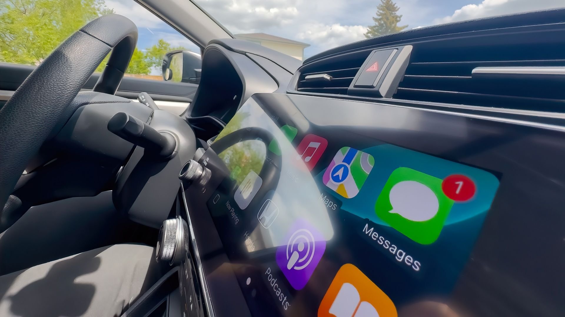 Apple CarPlay ganha MiniPlayer e Audio Scrubbing no iOS 27