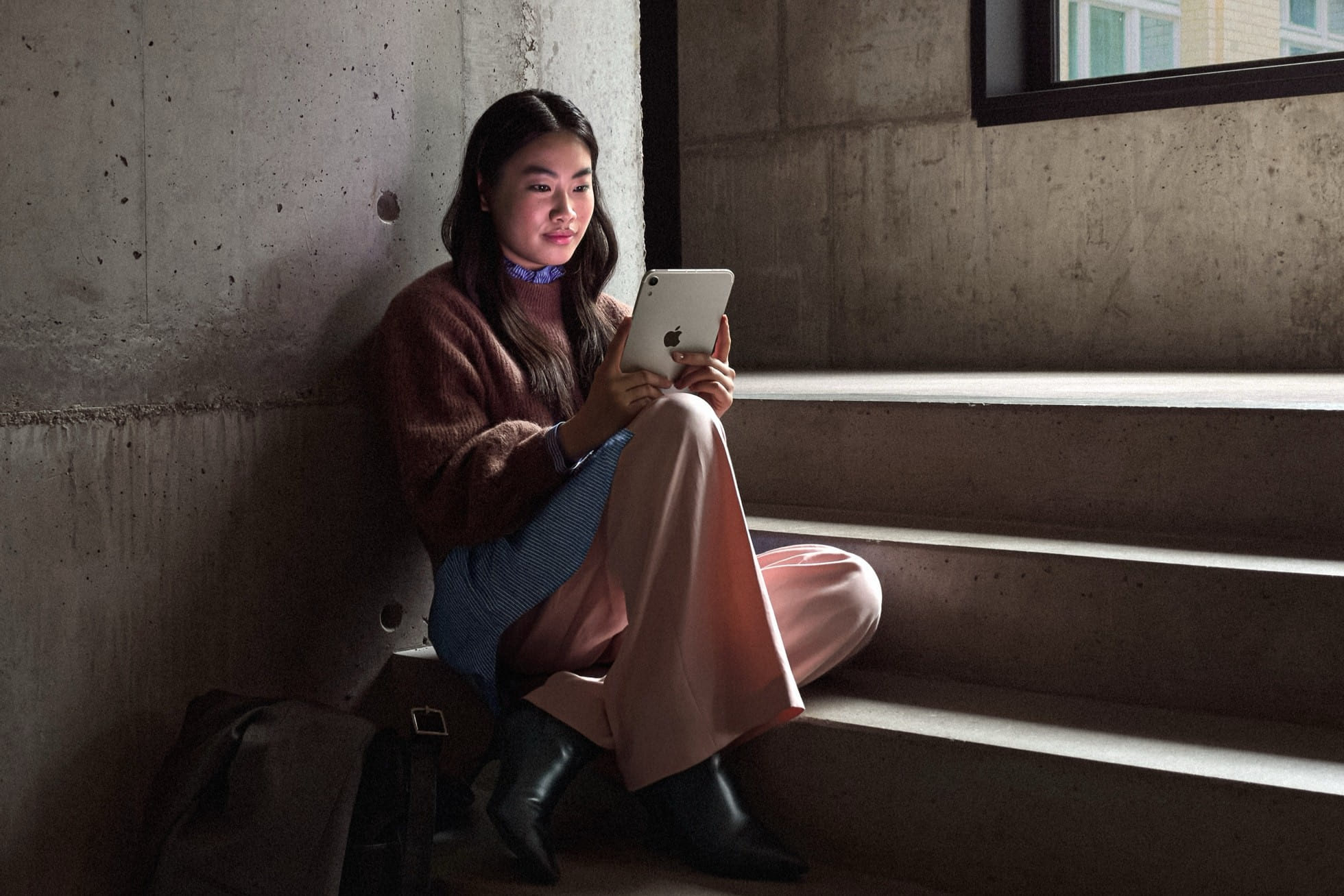 iPad mini 8 é lançado com tela OLED, chip A20 Pro e IP67; no Brasil sai a partir de R$ 8.499