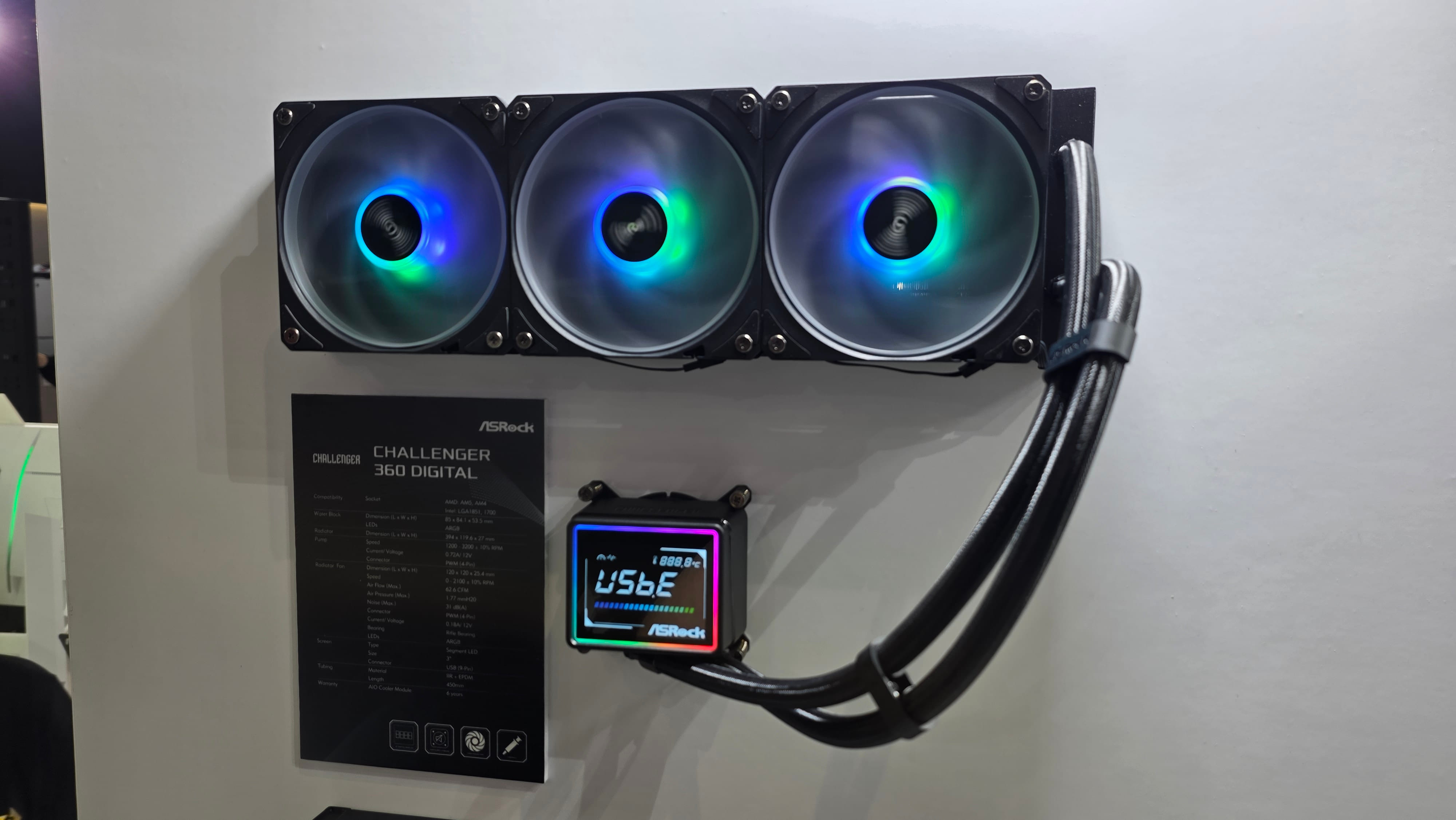 ASRock leva à Computex fonte de 3.200W capaz de alimentar quatro RTX 5090