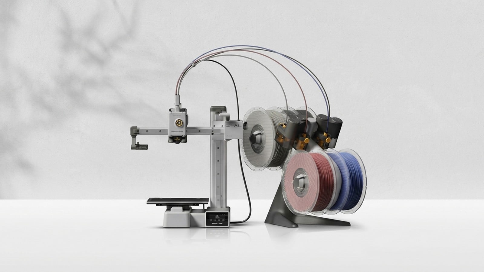 Impressora 3D Bambu Lab A1 com o sistema AMS Lite para vários filamentos
