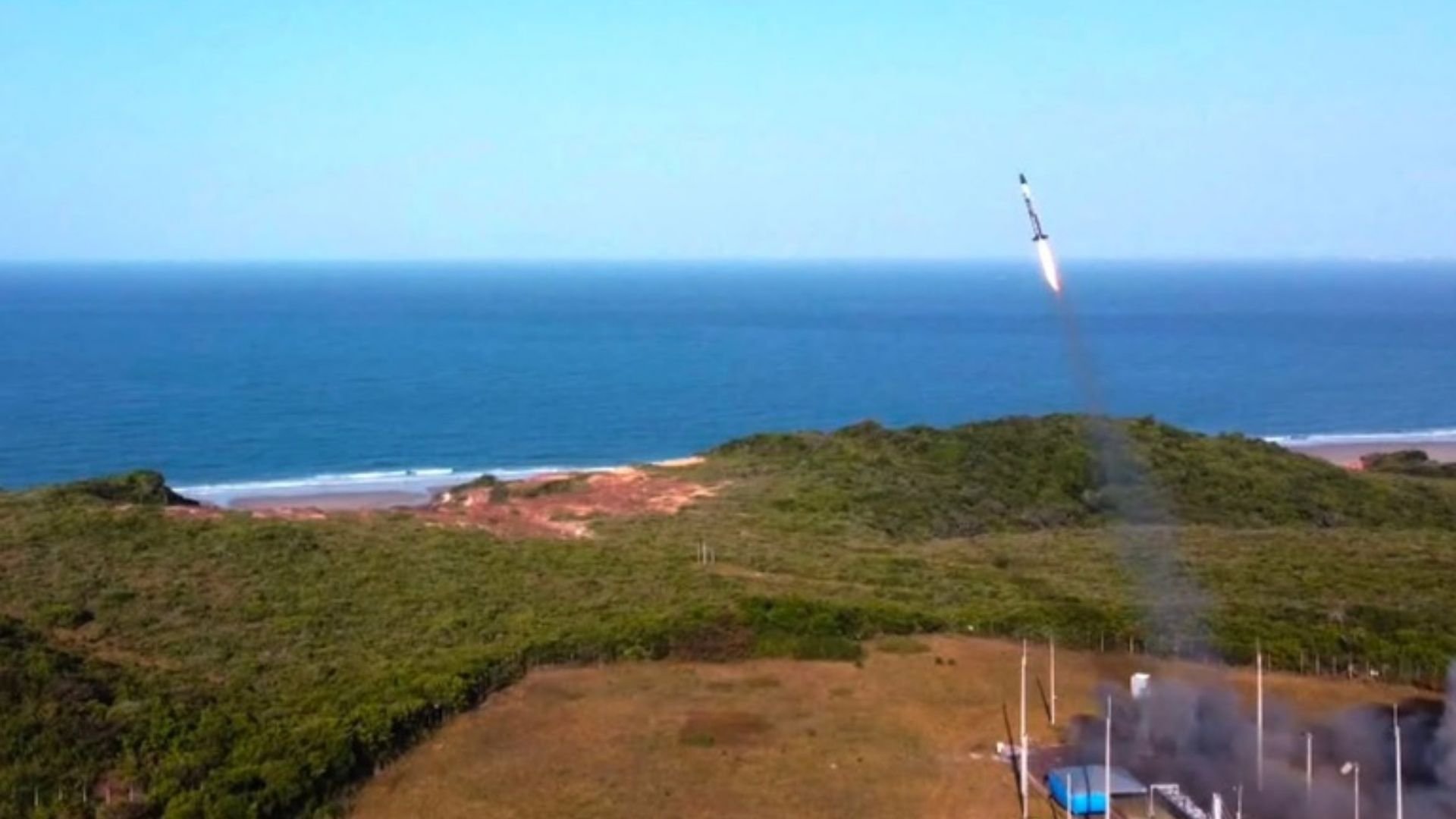 Foguete da INNOSPACE cai no mar após anomalia na Base de Alcântara