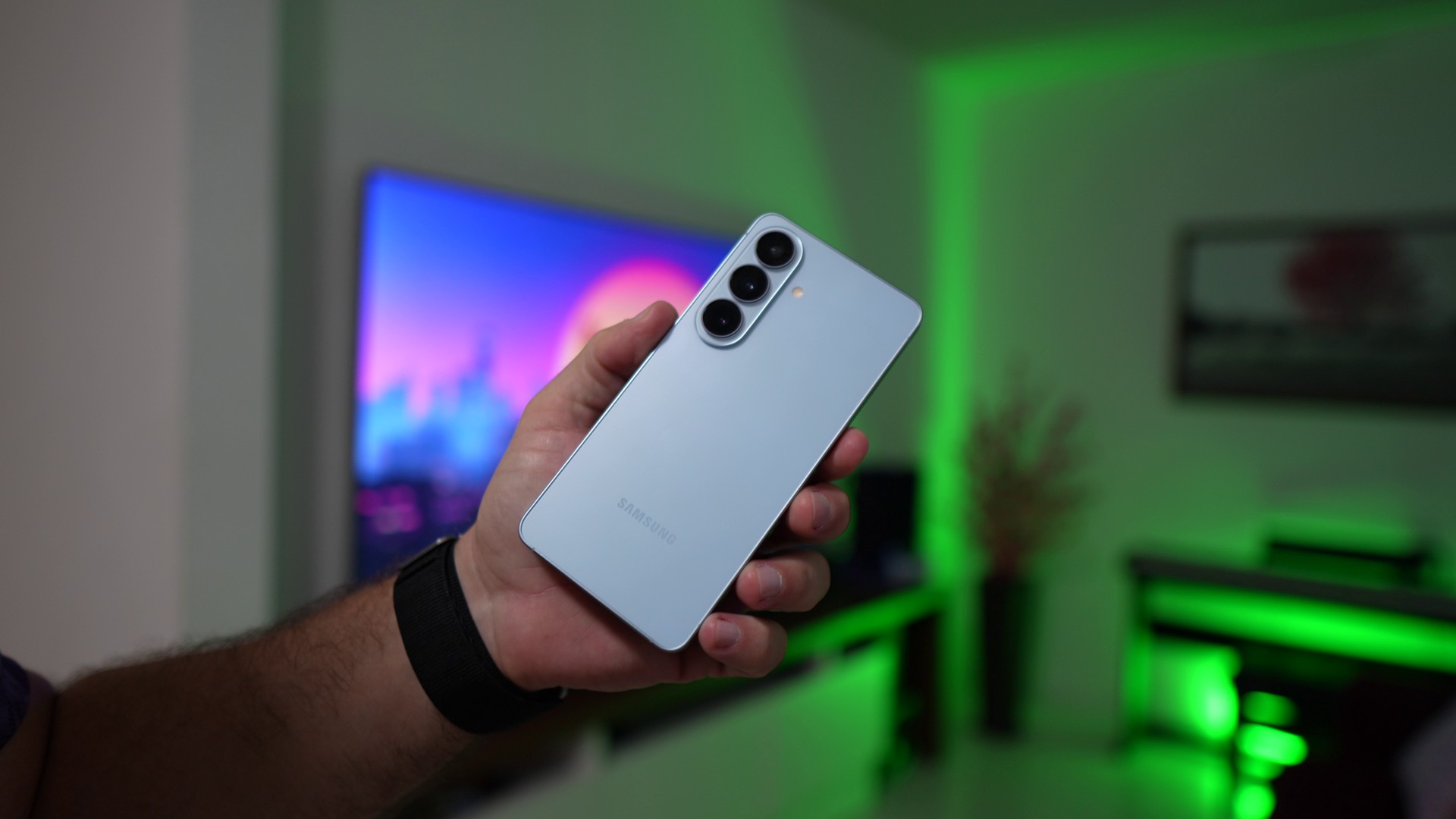Galaxy S27 e S27 Plus aparecem em certificação com recarga de 25 W e 45 W
