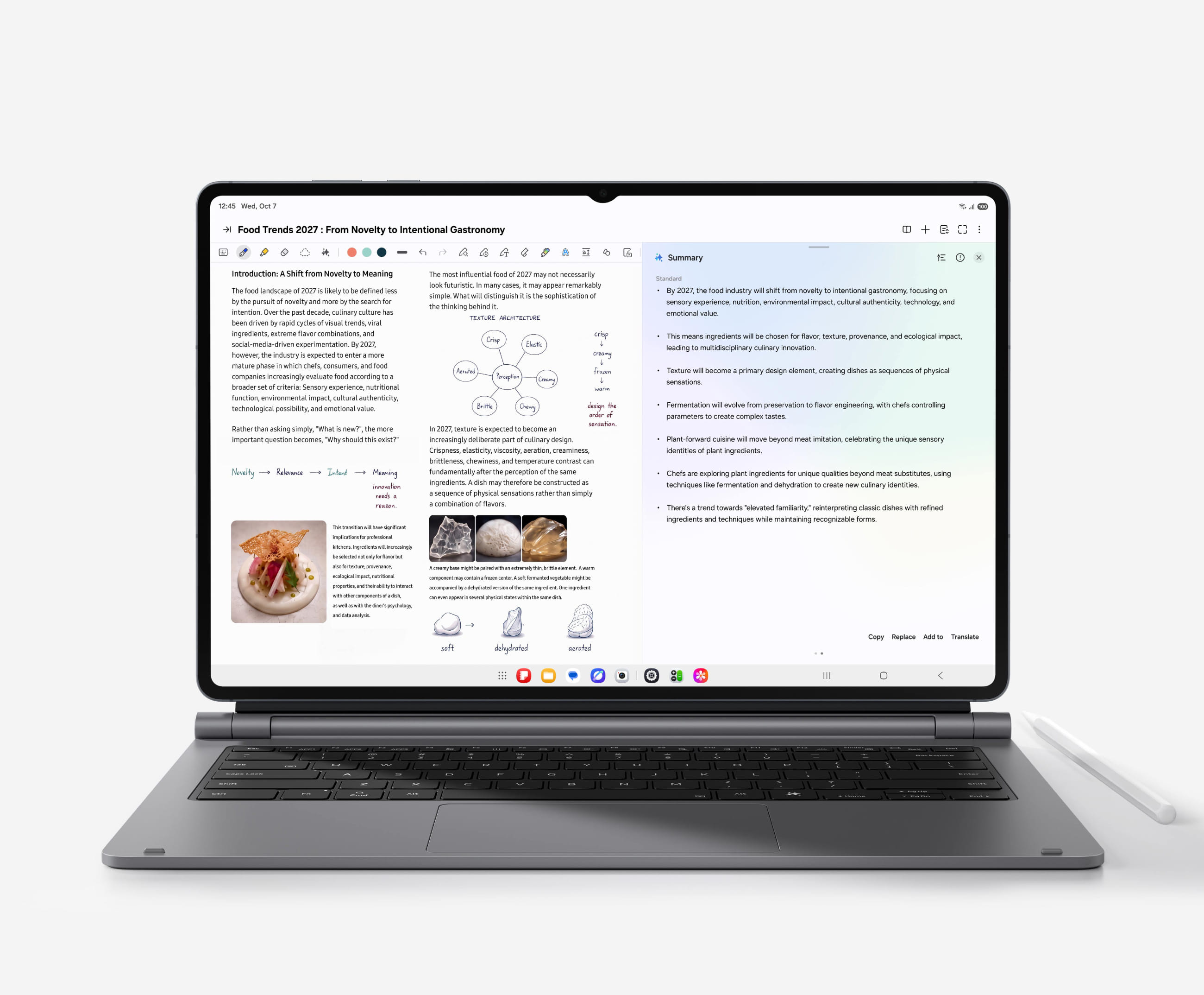 Galaxy Tab S12 com capa-teclado e dois documentos abertos