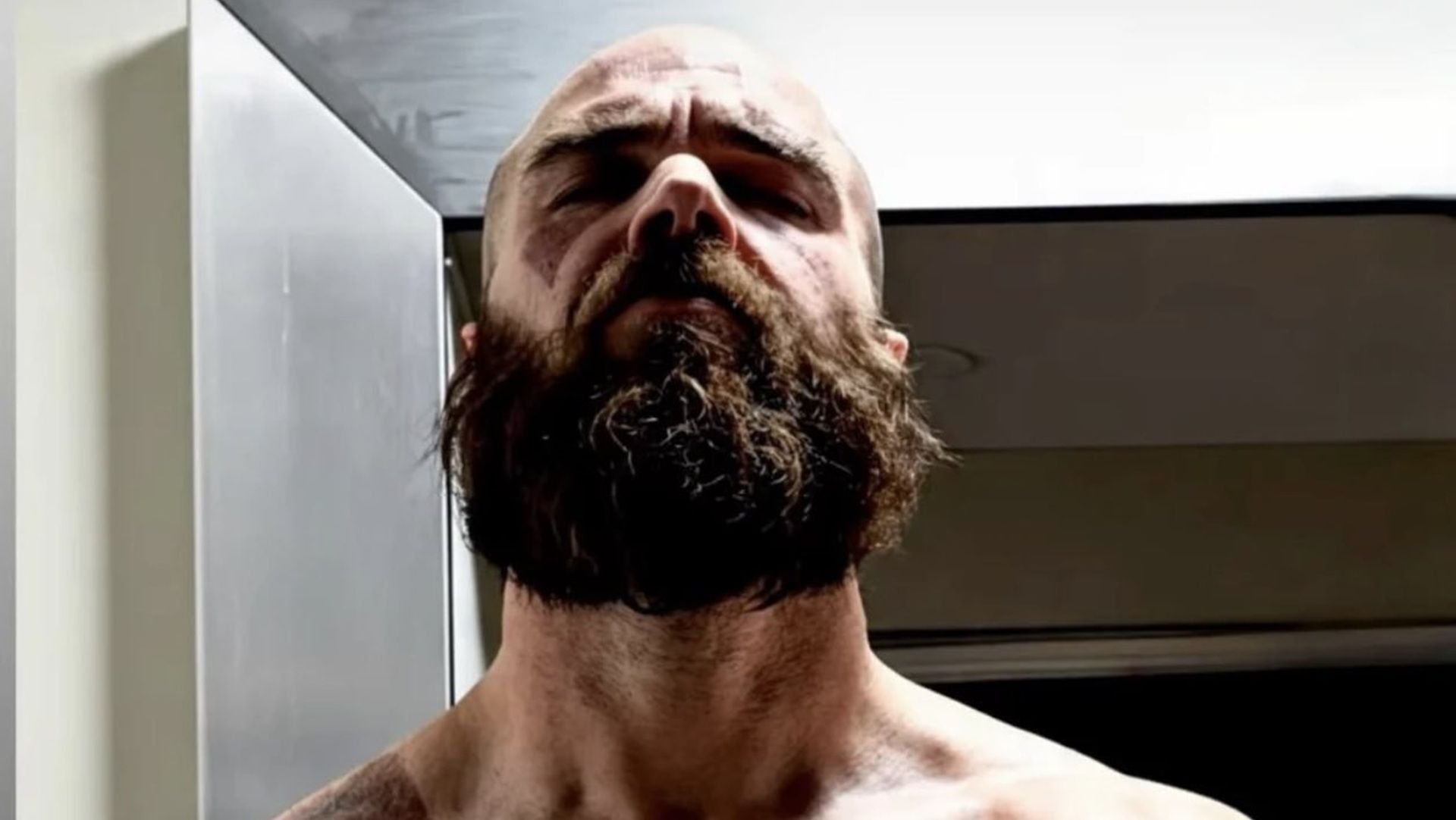 Foto vazada mostra Ryan Hurst como Kratos em God of War live-action