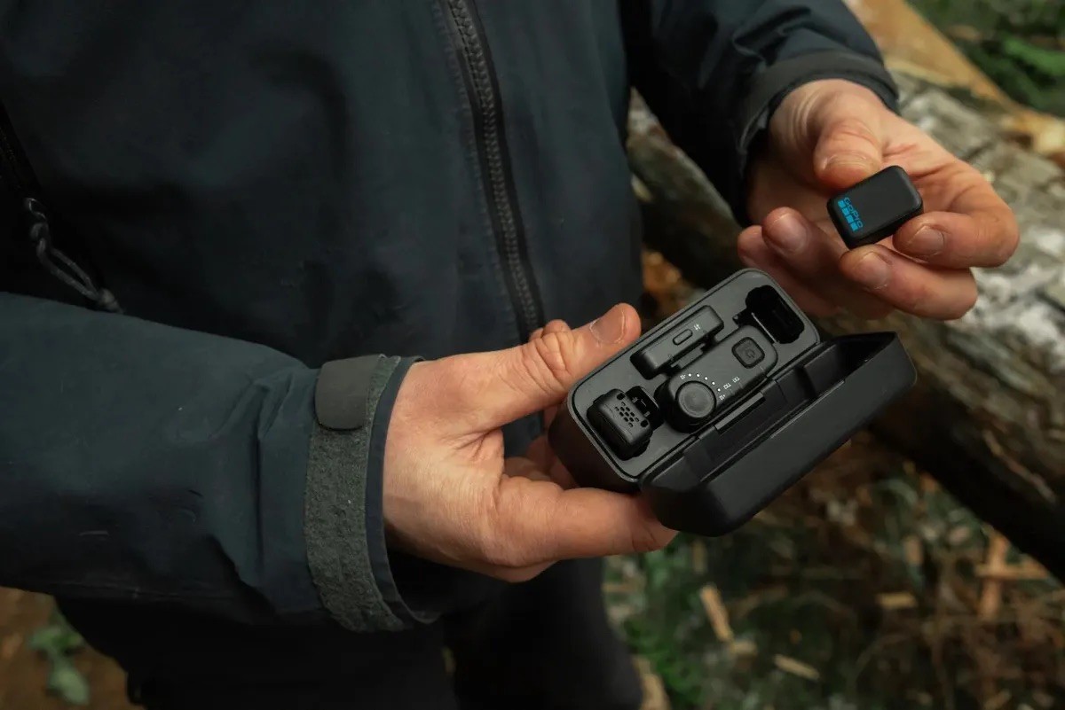 Transmissores e estojo de carga do microfone sem fio da GoPro