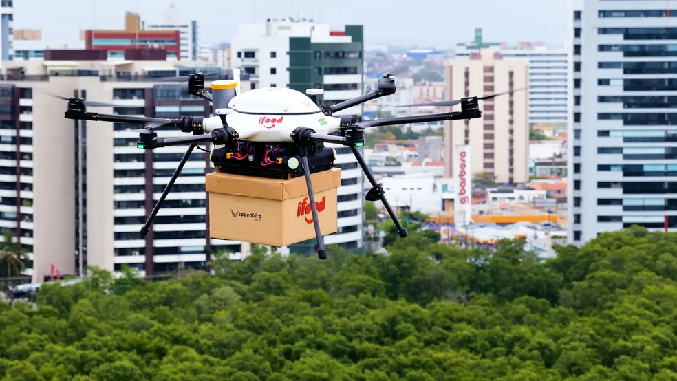 iFood inicia entregas por drone em São Paulo; veja como funciona