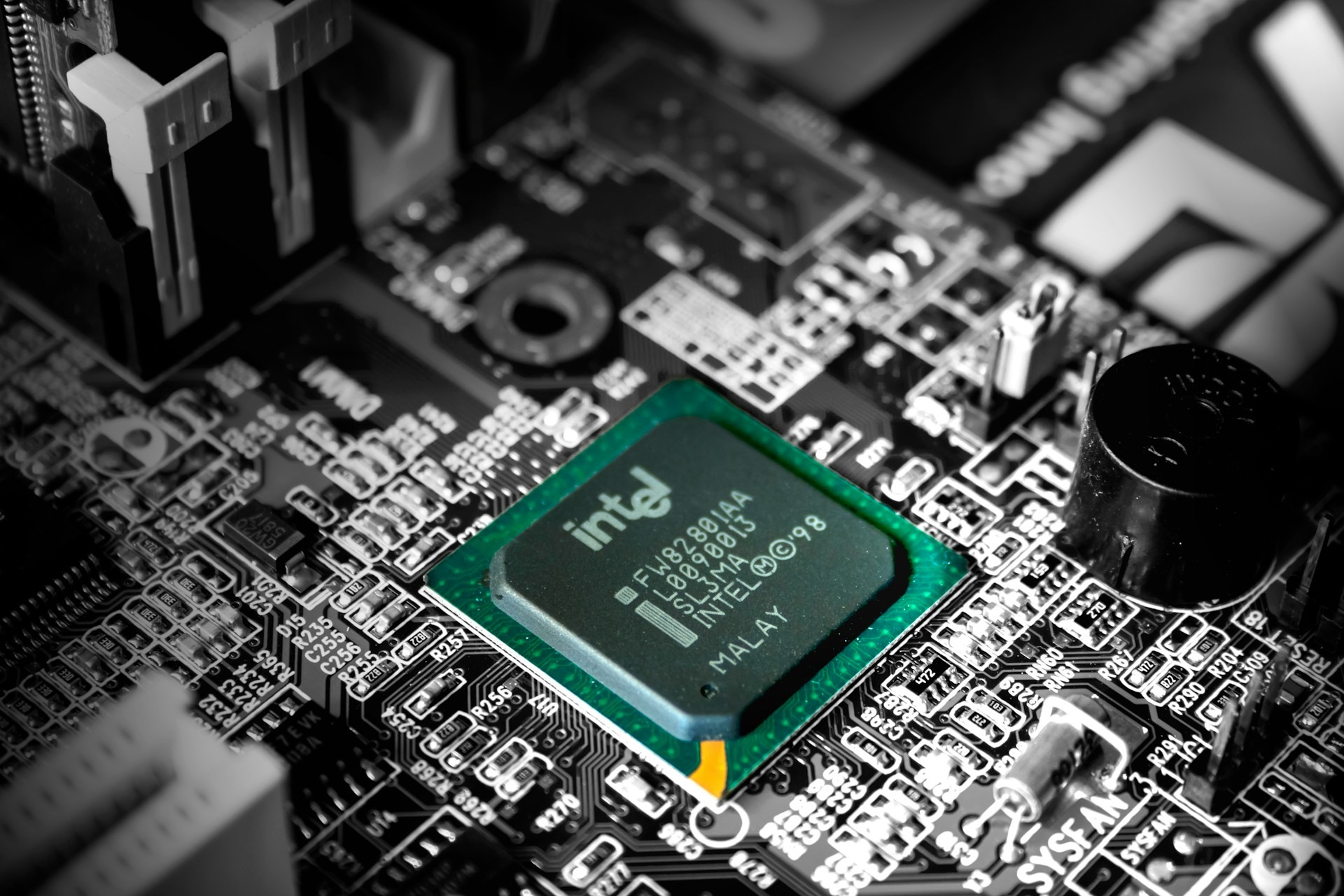 Intel 14A: Apple, Google e NVIDIA avaliam o processo de 1,4 nm como alternativa à TSMC, diz Piper Sandler
