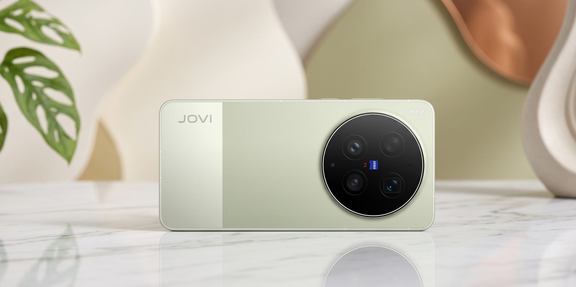 JOVI X300 Ultra na cor verde, com o grande módulo circular de câmeras Zeiss