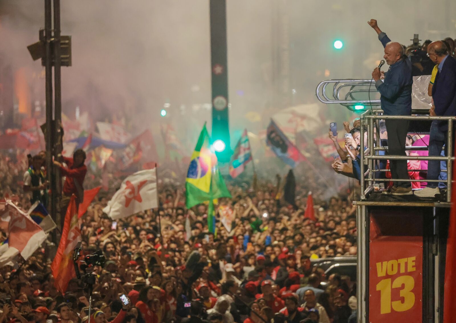 Presidente Lula durante discurso de reeleição