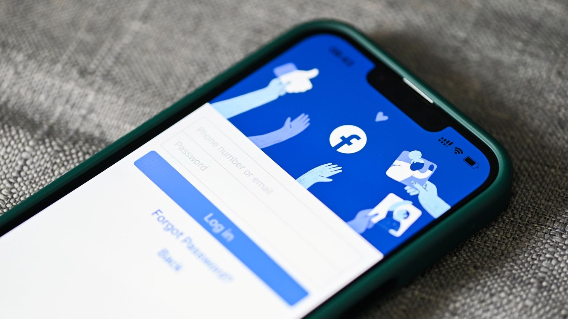 Tela de login do Facebook num smartphone