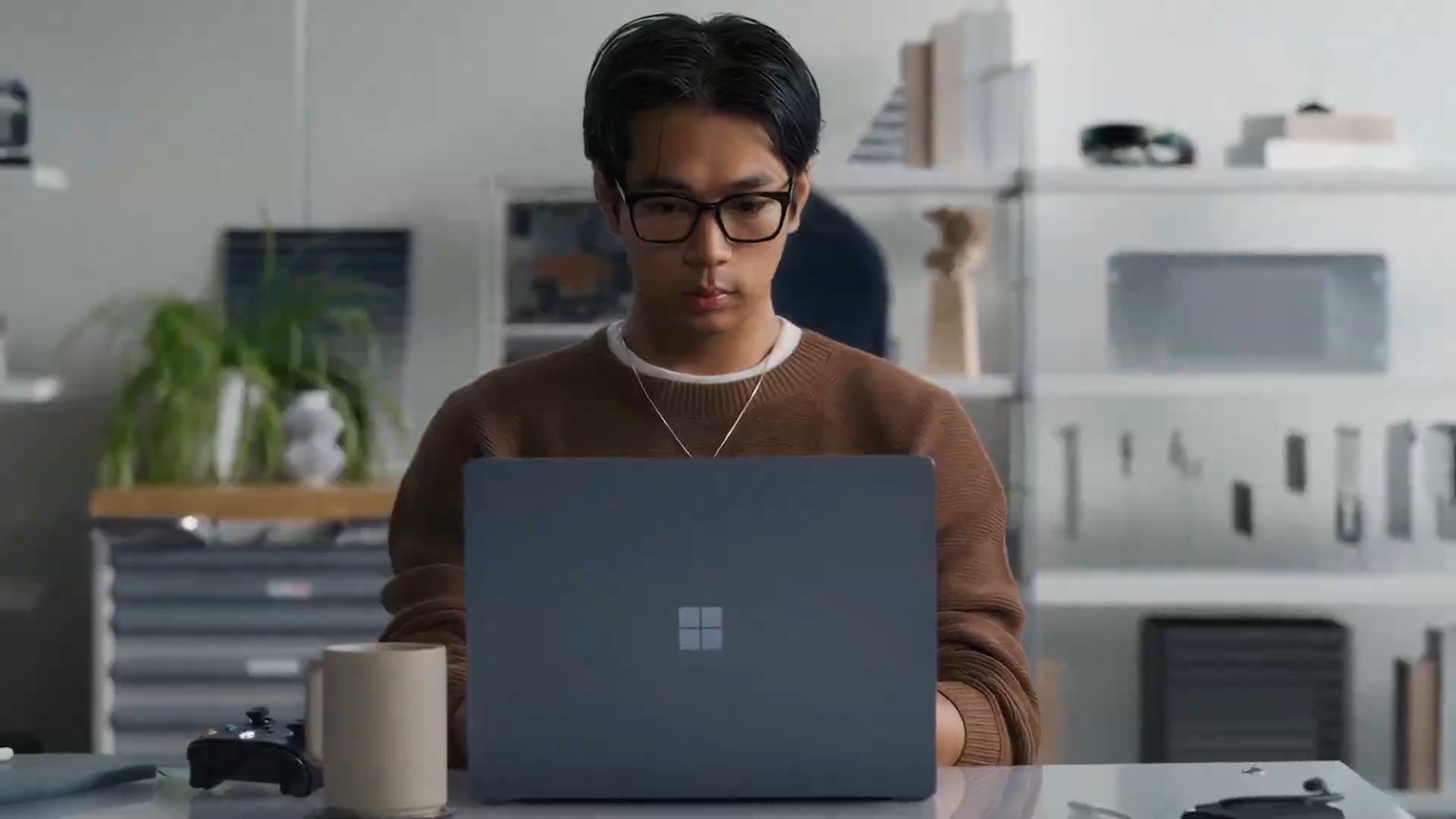 Microsoft anuncia Maia 300 para ampliar a infraestrutura de IA em 2027