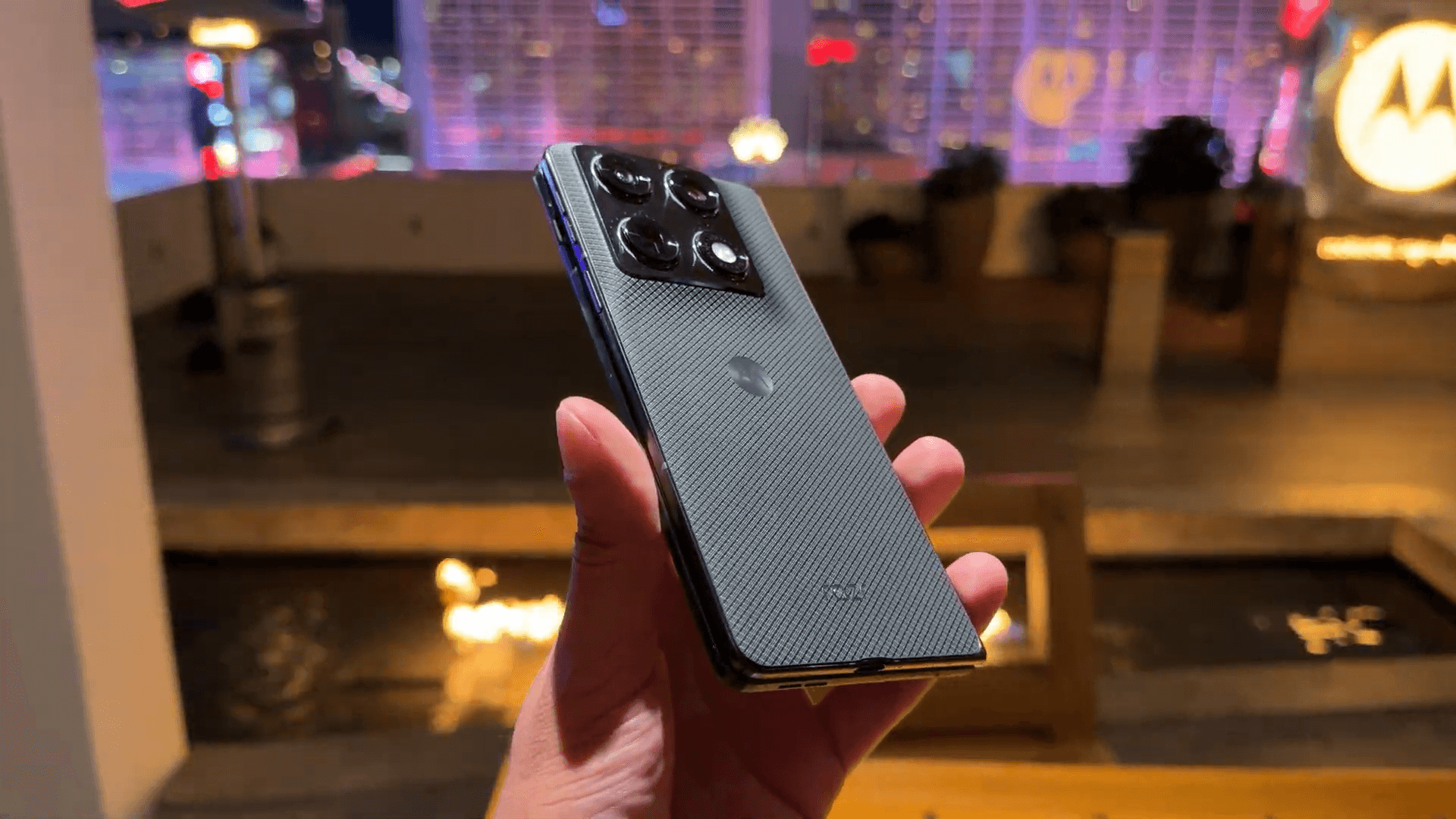 Motorola Signature chega em versão de 256 GB por R$ 5.999