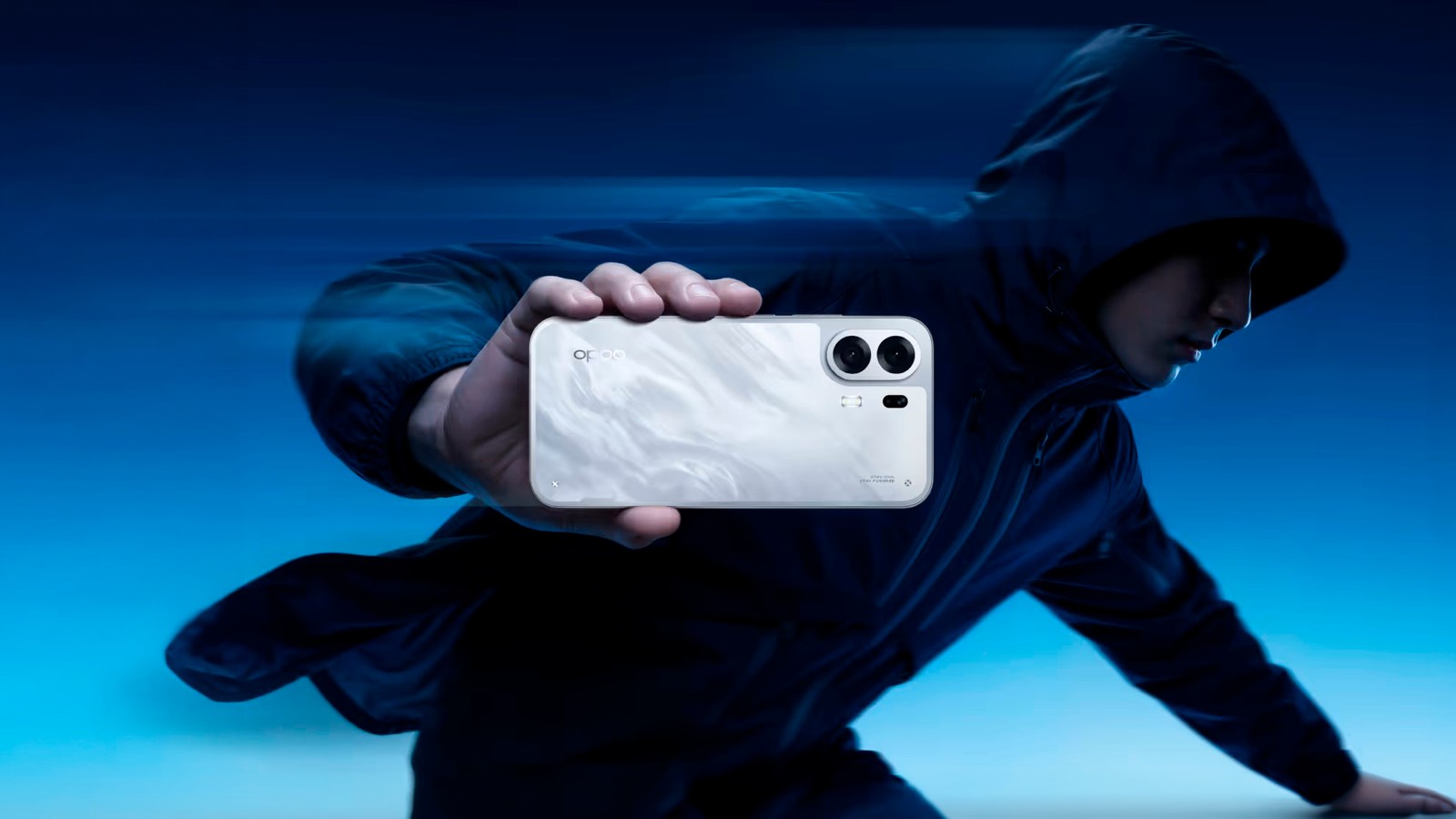 OPPO K14 Plus chega com bateria de 8.000 mAh, tela de 144 Hz e proteção IP69K
