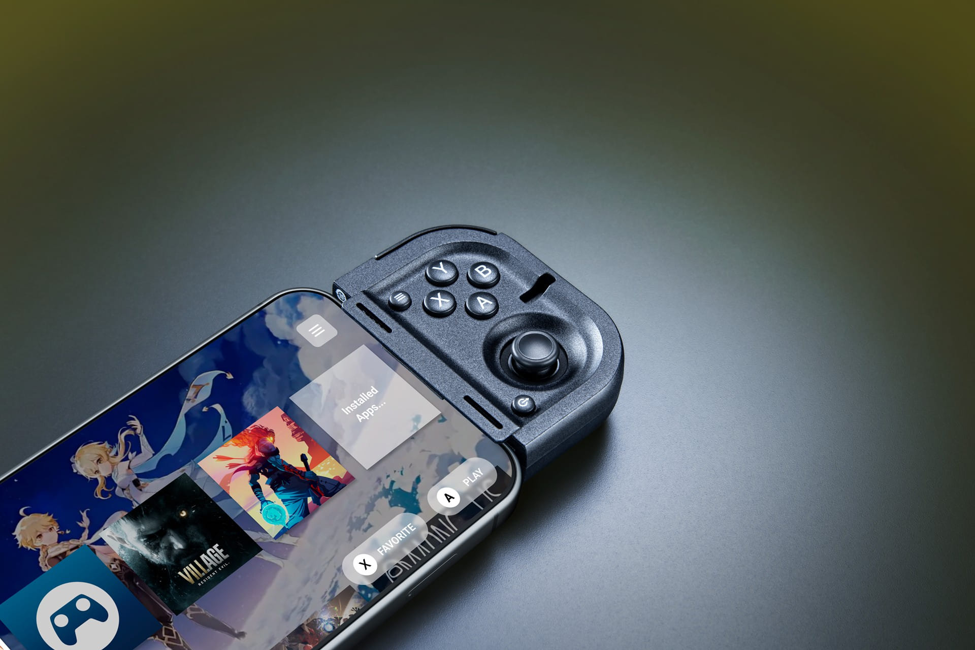 Detalhe dos botões e do analógico do Razer Prio acoplado a um iPhone