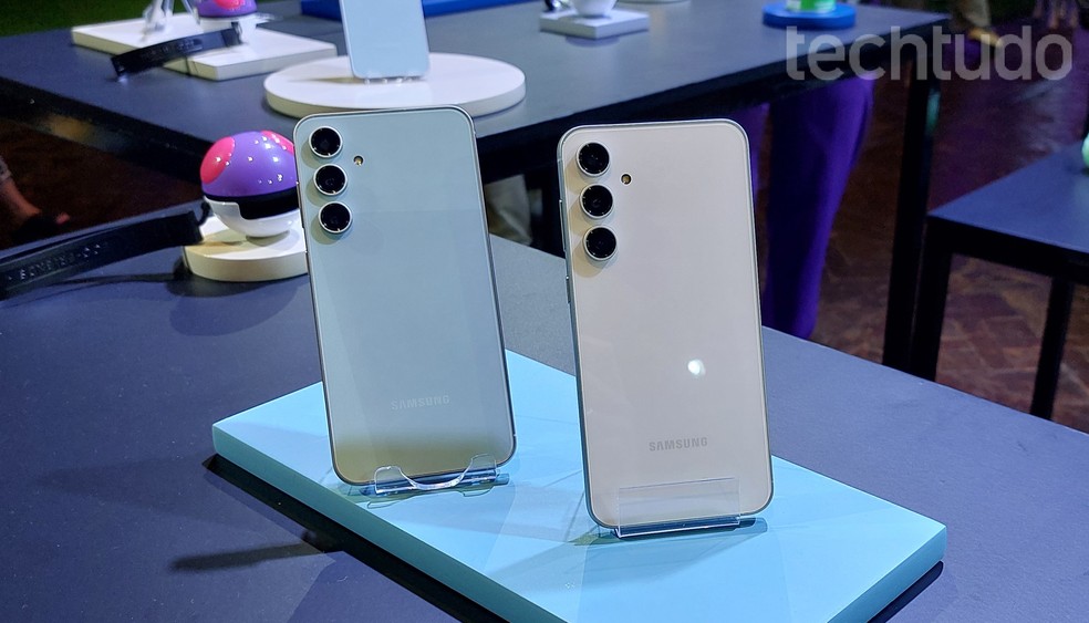 Samsung encerra atualizações de Android em 15 celulares populares; veja a lista