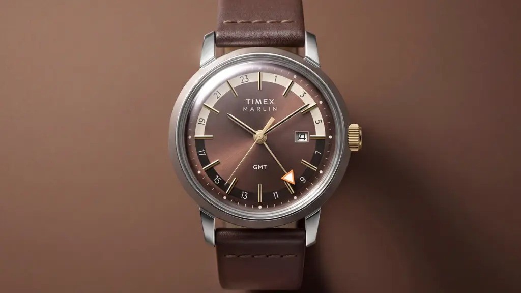 Timex Marlin Quartz GMT marrom com pulseira de couro