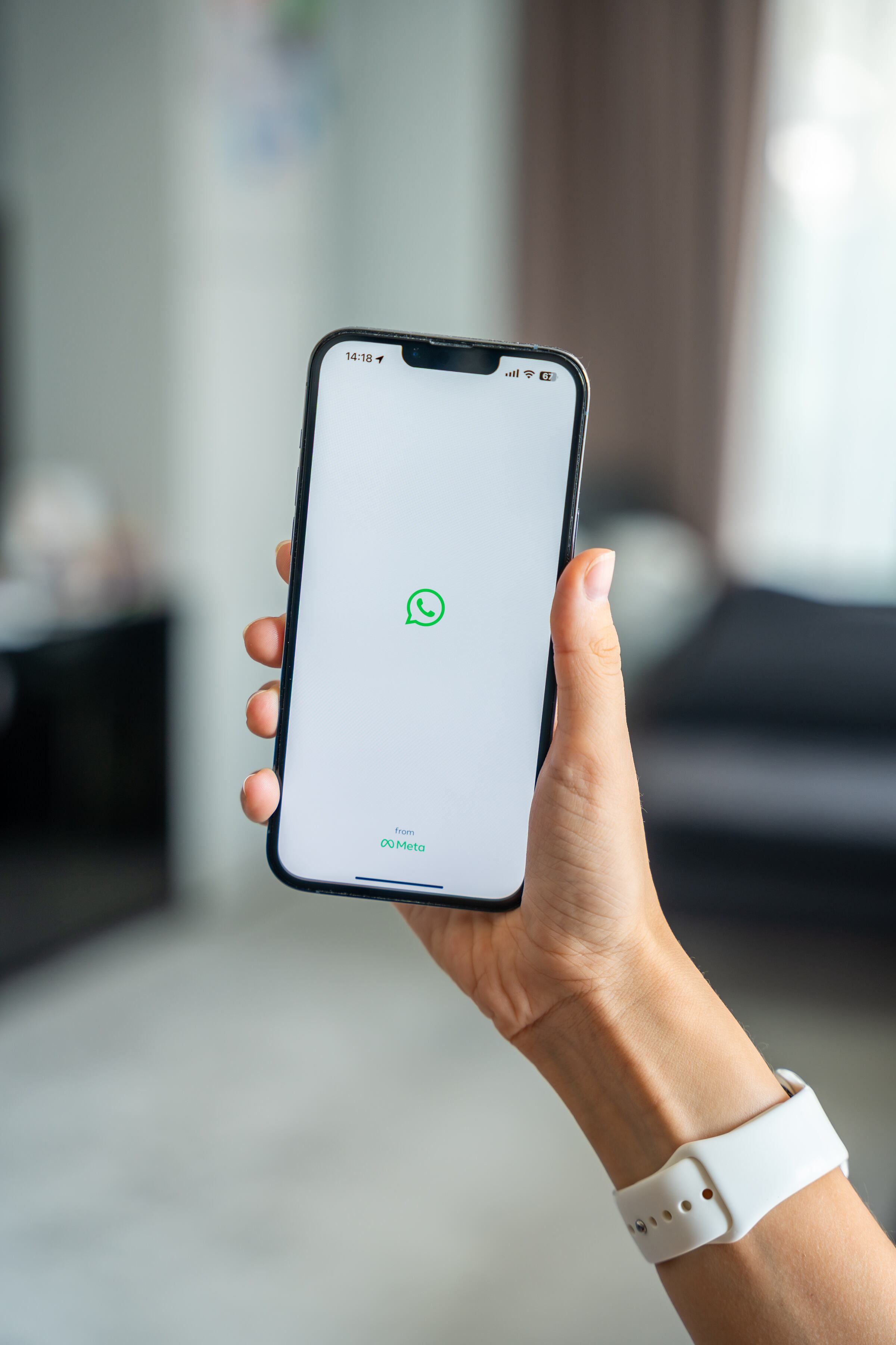 WhatsApp começa a barrar login em celulares com Android ou iOS desatualizado