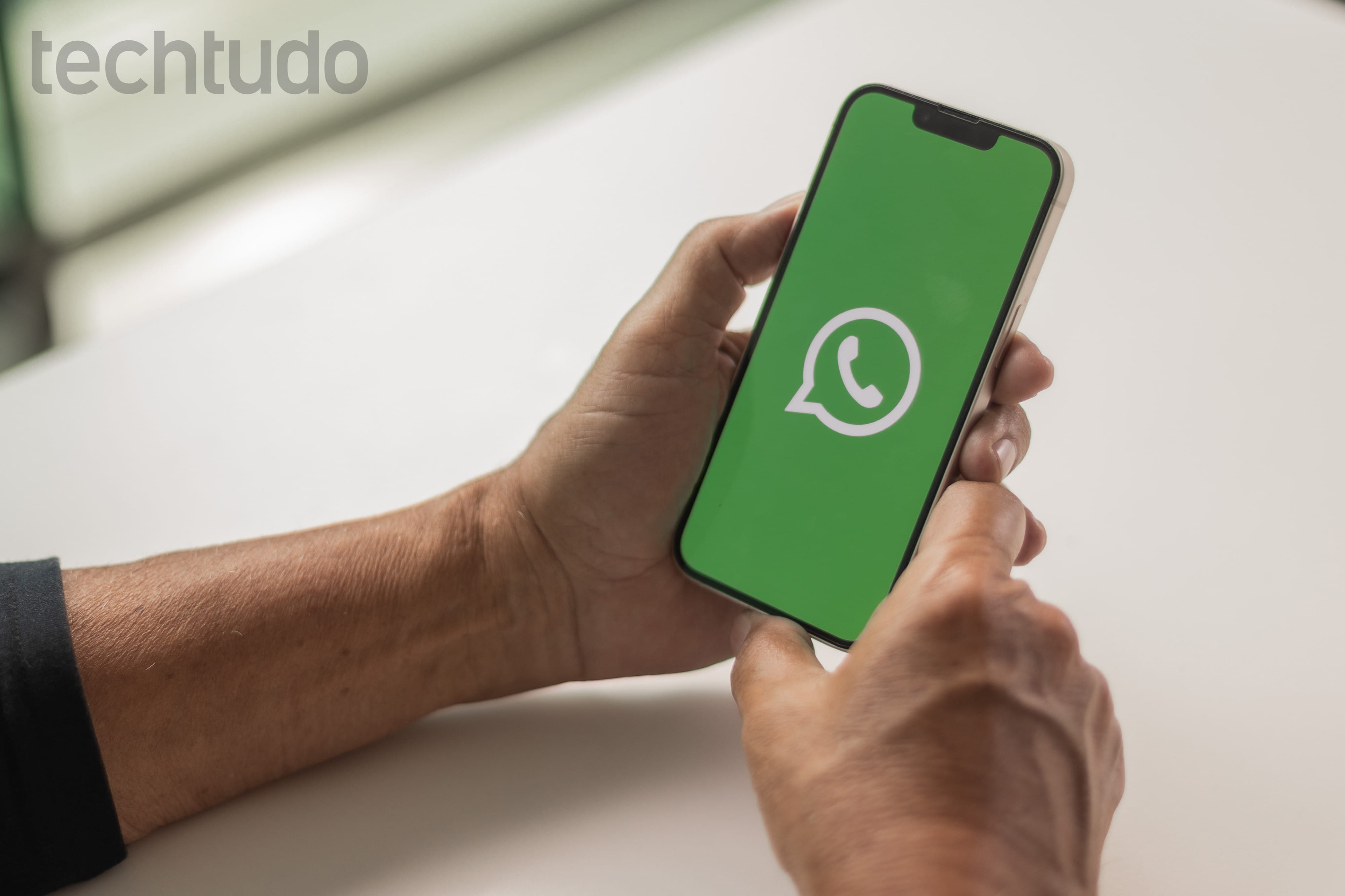 WhatsApp testa filtro que atende ligações de desconhecidos e mostra o motivo em texto