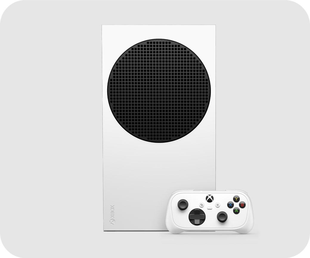Controle Xbox Nano ao lado do console Xbox Series S